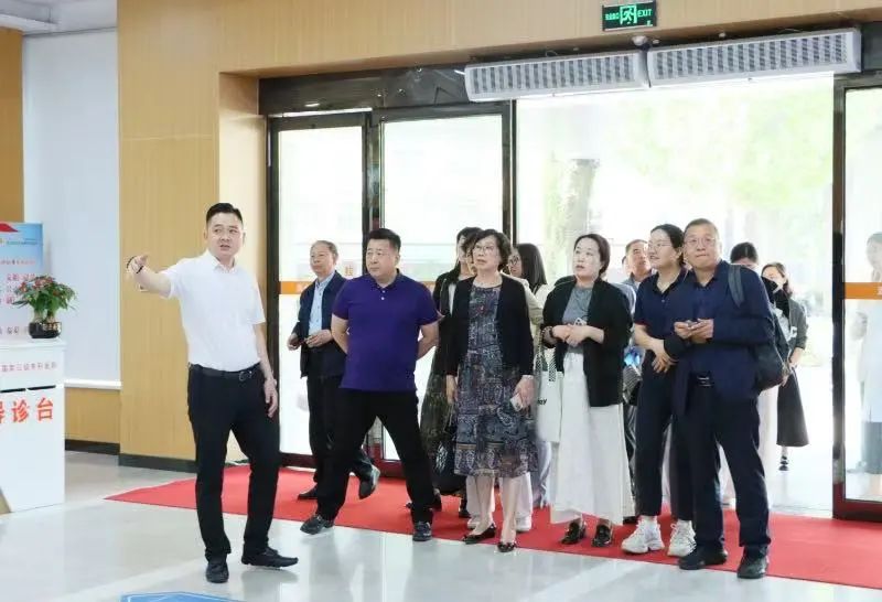 美年大健康江浙省区领导至武汉民生耳鼻喉医院共探医疗健康新发展(图2)