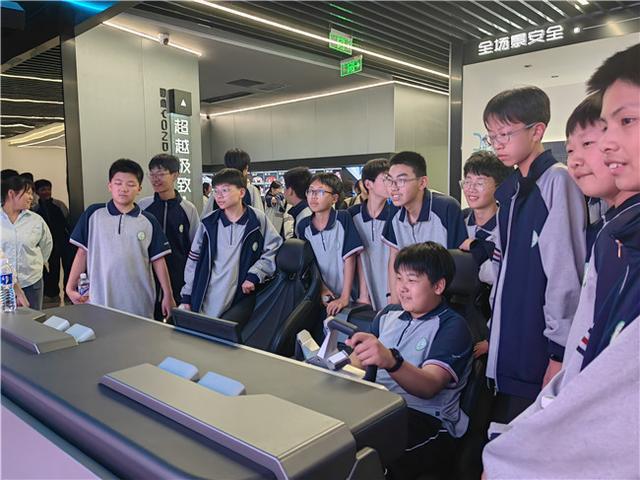 郑州市第四十八中超燃科技研学 解锁课本知识密码(图7)