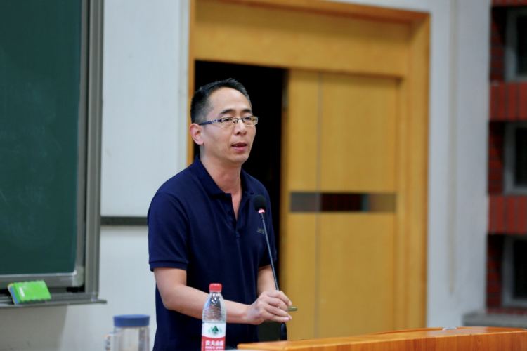 国科大领域大数据系列讲座之“健康医疗大数据体系及应用发展”顺利结束(图1)