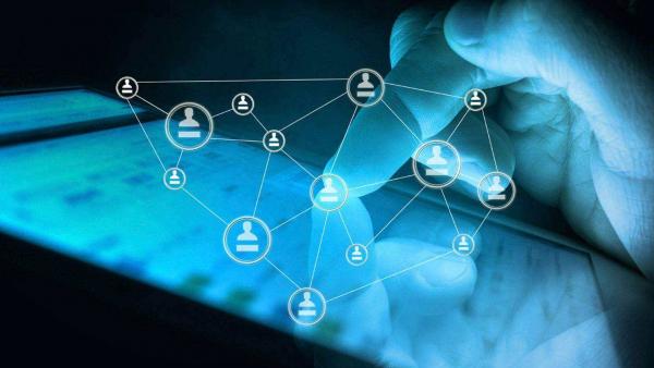 宣布重组终止后光智科技今日早盘一度跌停 公司近年扣非净利连续亏损