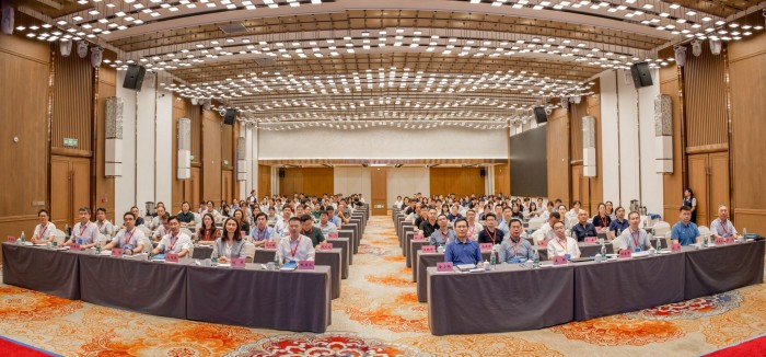 皖南医学院承办中国卫生信息与健康医疗大数据学会卫生信息学教育专委会2025年度学术会议(图1)