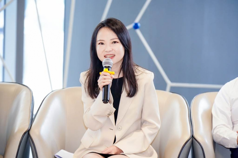 华美浩联CEO出席“中国医疗创新的全球化突围”校友会 谈AI赋能医疗升级路径(图2)