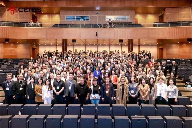 “只想赚老人钱、不想近老人身”银发经济最大矛盾该如何破解(图1)