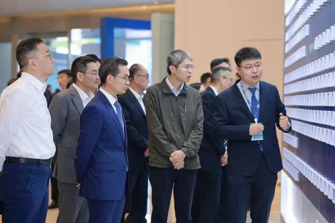 2025年“中国芯”集成电路产业促进大会暨第二十届“中国芯”优秀产品征集结果发布仪式在横琴举行(图1)