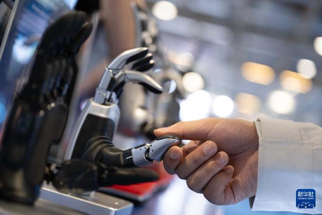 2025全球智能机械与电子产品博览会在澳门、珠海举行(图2)