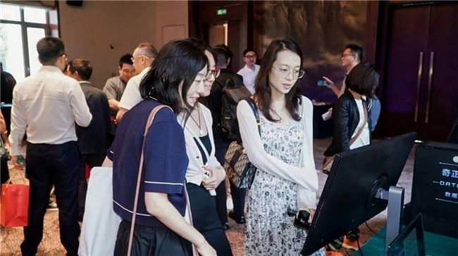 聚焦医疗数据价值释放中卫智慧奇正智数数据魔盒新品在北京重磅发布(图3)